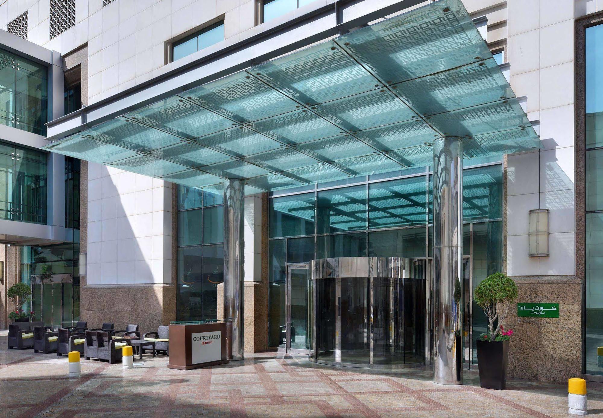 Courtyard By Marriott Kuwait City Hotel Exterior photo